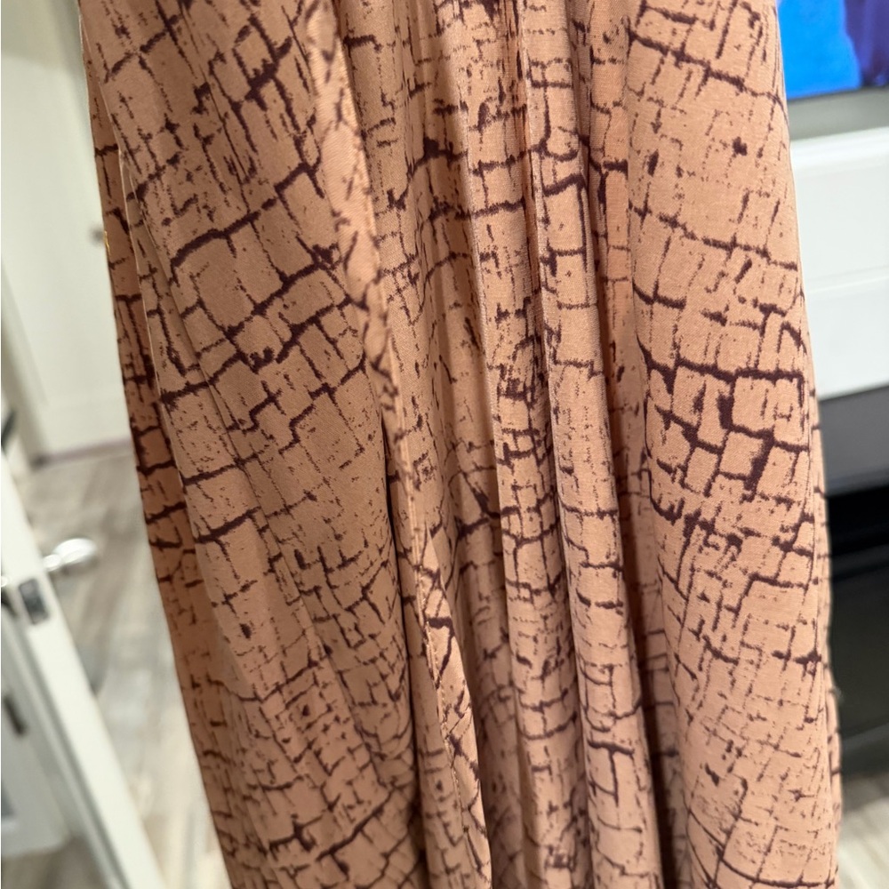 PrettyLittleThing Brown Plunge Wide Leg Jumpsuit | Strappy Back | Size 6 - Picture 7 of 10